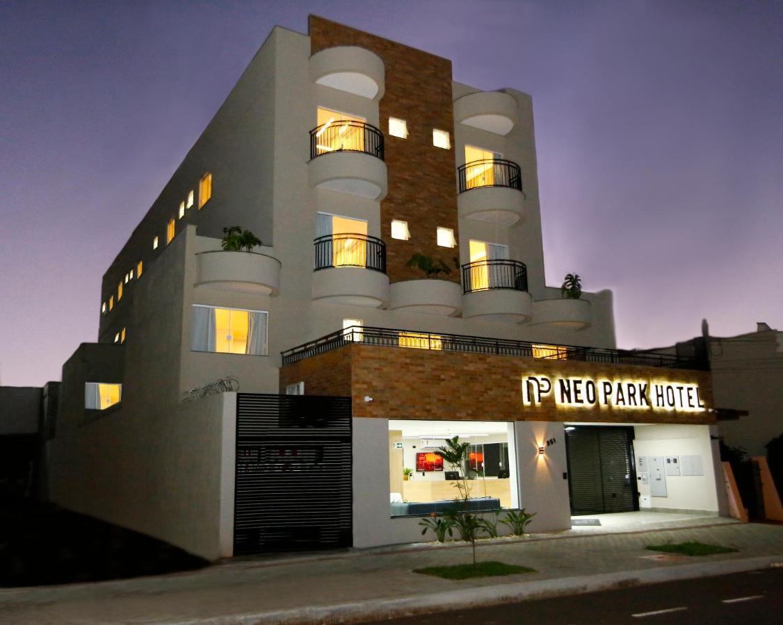 Neo Park Hotel Maringá Εξωτερικό φωτογραφία